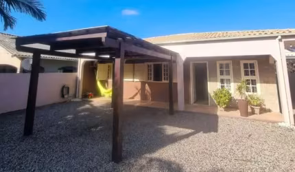 Casa com 3 quartos à venda na Antônio Manoel Feliciano, 127, Porto da Vila, Imbituba, 100 m2 por R$ 750.000