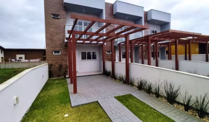 Casa com 3 quartos à venda na A10, 64, Itapirubá, Laguna, 134 m2 por R$ 657.400