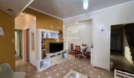 Apartamento com 3 quartos à venda na Cônego Rossi, 156, Itapiruba, Imbituba, 66 m2 por R$ 275.600