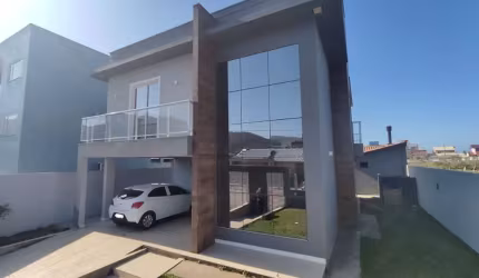 Casa com 3 quartos à venda na Prof. Vera Maria Tavares Teixeira, 306, Village, Imbituba, 212 m2 por R$ 1.400.000