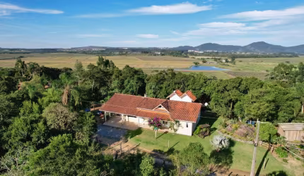 Fazenda à venda na Antônio Bittencourt Capanema, 858, 96581, Centro, Imaruí, 160 m2 por R$ 700.000