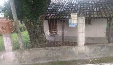 Casa em condomínio fechado com 2 quartos à venda na Leonildo Peirão, 149, Grama, Garopaba, 45 m2 por R$ 445.000