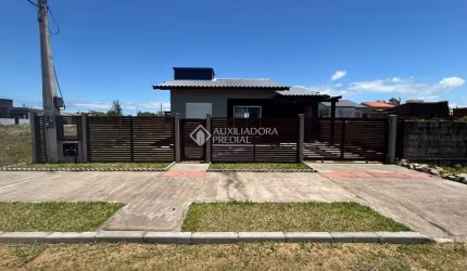 Casa com 2 quartos à venda na Pedro Pires, 1001, Itapiruba, Imbituba, 78 m2 por R$ 450.000