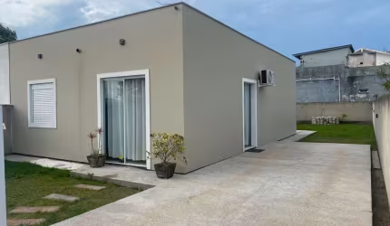 Casa com 2 quartos à venda na Manuel Araújo, 60, Vila Nova, Imbituba, 70 m2 por R$ 330.000