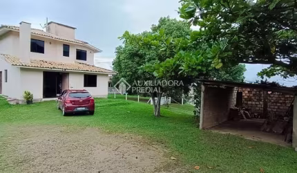 Casa com 4 quartos à venda na Higino Reginaldo Gonçalves, 1, Ambrósio, Garopaba, 120 m2 por R$ 1.185.000