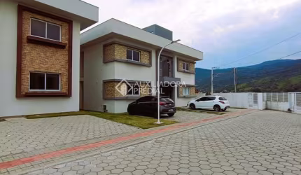 Apartamento com 2 quartos à venda na Nicolau Manoel De Abreu, 9, Ambrósio, Garopaba, 70 m2 por R$ 530.000
