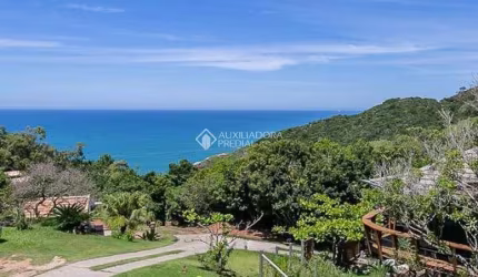 Casa com 3 quartos à venda na Alto Do Morro, 137, Praia da Ferrugem, Garopaba, 209 m2 por R$ 2.200.000