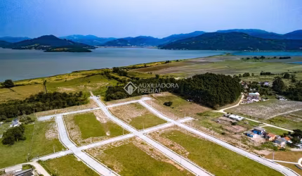 Terreno à venda na Novo Horizonte, 210, Mirim, Imbituba, 313 m2 por R$ 172.562