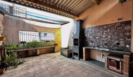Sobrado para venda com 2 quartos, 121m²