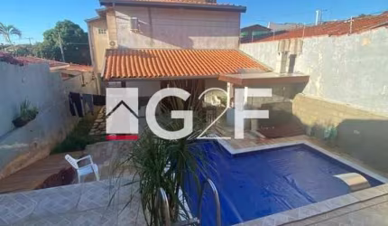 Casa com 4 quartos à venda na Rua Carolina Zanini, 92, Jardim Conceição, Campinas, 250 m2 por R$ 950.000