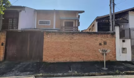 Casa com 3 quartos à venda na Rua Frederico Kaschel, 480, Parque Jambeiro, Campinas, 200 m2 por R$ 900.000