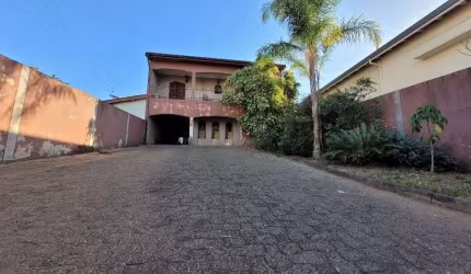 Casa com 4 quartos à venda na Rua Rio Grande do Sul, 522, São Bernardo, Campinas, 283 m2 por R$ 700.000