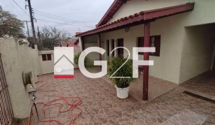 Casa com 3 quartos à venda na Rua José Ezequiel da Silva, 61, Vila São José, Valinhos, 230 m2 por R$ 680.000