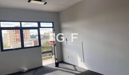 Sala comercial para alugar na Avenida Onze de Agosto, 843, Vila Clayton, Valinhos, 30 m2 por R$ 970