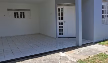 Vendo casa térrea em Nova Parnamirim com 3 quartos