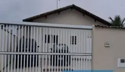 Casa com 2 quartos à venda na Rua Ágata, 158, Cidade da Criança, Praia Grande por R$ 220.000