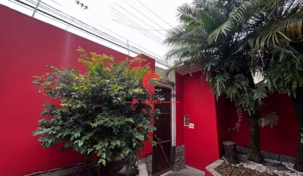 Casa com 3 quartos à venda no Santa Paula, São Caetano do Sul  por R$ 2.000.000