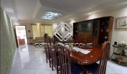 Casa com 4 quartos à venda no Olímpico, São Caetano do Sul  por R$ 1.350.000