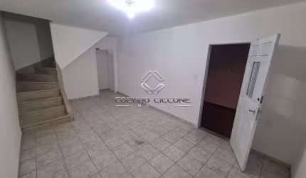 Casa com 3 quartos à venda no Nova Gerty, São Caetano do Sul  por R$ 630.000