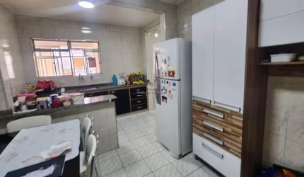 Casa com 2 quartos à venda no Nova Gerty, São Caetano do Sul  por R$ 750.000