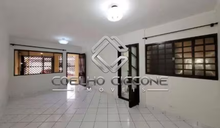 Casa com 3 quartos para alugar no Mauá, São Caetano do Sul  por R$ 5.000