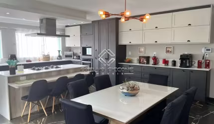 Casa com 3 quartos à venda no Osvaldo Cruz, São Caetano do Sul  por R$ 2.690.000