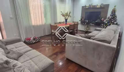 Casa com 3 quartos à venda no Santa Paula, São Caetano do Sul  por R$ 1.075.000