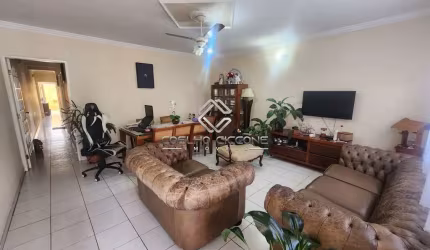 Casa com 3 quartos à venda no Olímpico, São Caetano do Sul  por R$ 850.000