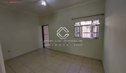 Casa com 2 quartos à venda no Cerâmica, São Caetano do Sul  por R$ 550.000
