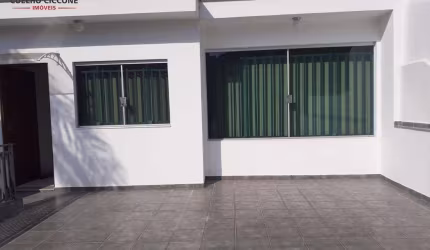 Casa com 3 quartos para alugar no Campestre, Santo André  por R$ 3.900