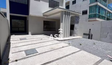 Casa Duplex com 3 dormitórios à venda, 140 m² por R$ 820.000 - Costazul - Rio das Ostras/RJ