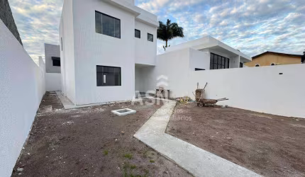 Casa com 4 dormitórios à venda, 114 m² por R$ 650.000,00 - Extensão do Bosque - Rio das Ostras/RJ
