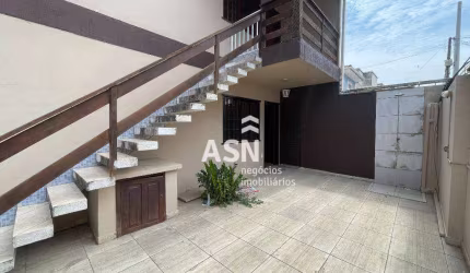 Casa tipo apartamento, com 2 dormitórios à venda, 63 m² por R$ 280.000 - Village Rio das Ostras - Rio das Ostras/RJ