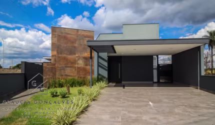Casa à venda em Condomínio em Mogi Mirim- São Paulo