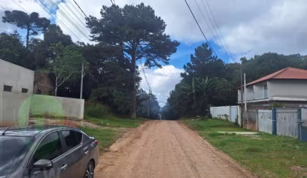 Casa para Venda em São José dos Pinhais, Del Rey, 2 dormitórios, 1 banheiro, 4 vagas
