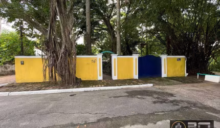 Casa com 2 quartos, banheiro , 100 m² em Santana - Recife/PE.