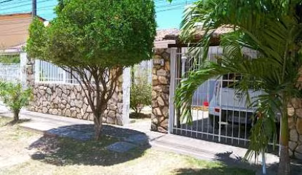 Linda casa no bairro do Janga!