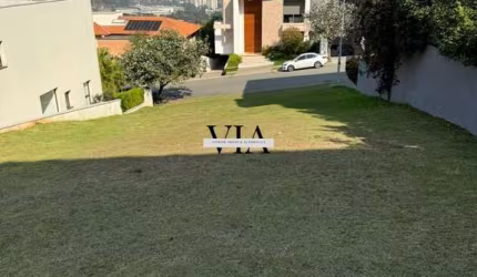 Terreno de 500m² com projeto APROVADO - Condomínio Tamboré 10