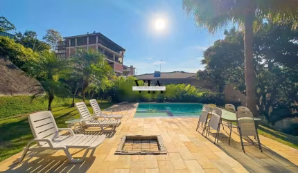 Casa de Luxo no condomínio Tamboré 1