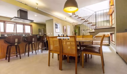 Casa recém reformada no condomínio Residencial  9