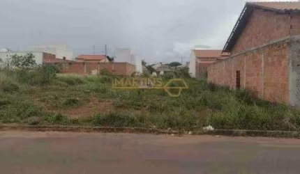 Terreno à venda no bairro Jóquei Clube - Araguari/MG