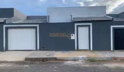 Casa à venda no bairro São Sebastião - Araguari/MG