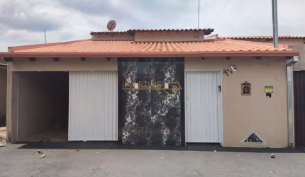 Casa à venda no bairro Santiago - Araguari/MG