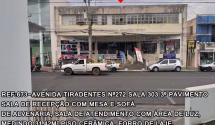 Ponto Comercial à venda no bairro Centro - Araguari/MG