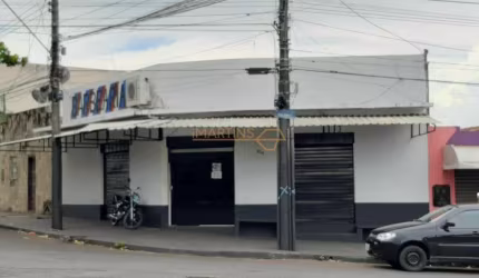 Loja à venda no bairro Centro - Araguari/MG