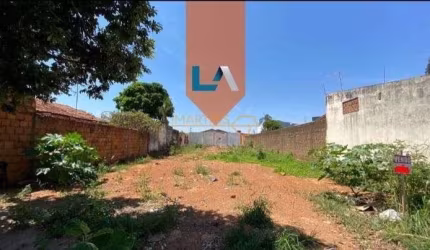Terreno à venda no bairro Santiago - Araguari/MG