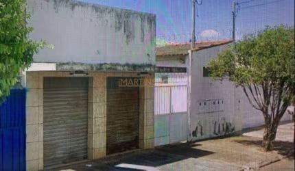 Casa à venda no bairro Santiago - Araguari/MG