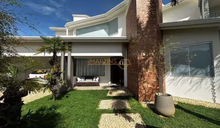 Casa à venda no bairro Sibipiruna - Araguari/MG