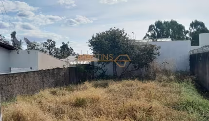 Terreno à venda no bairro Sibipiruna - Araguari/MG
