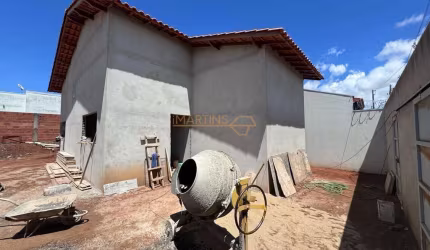 Casa à venda no bairro Jardim Milani - Araguari/MG